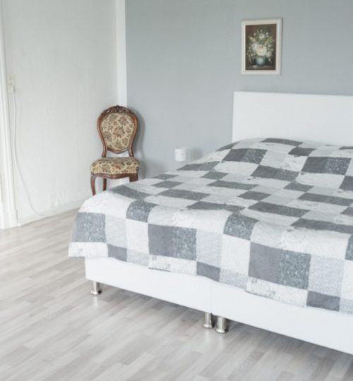 Schlafzimmer 1(2)
