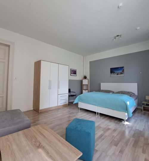 Schlafzimmer 2